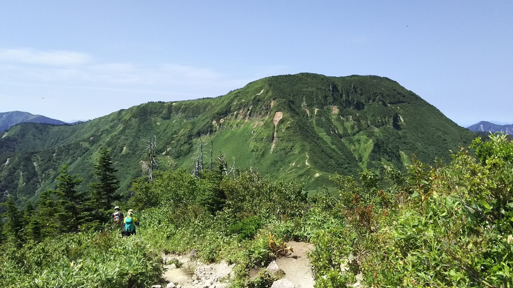 【早朝チェックアウト歓迎】登山・トレッキングは「日本百名山★花の百名山」がある苗場がおすすめ！２食付