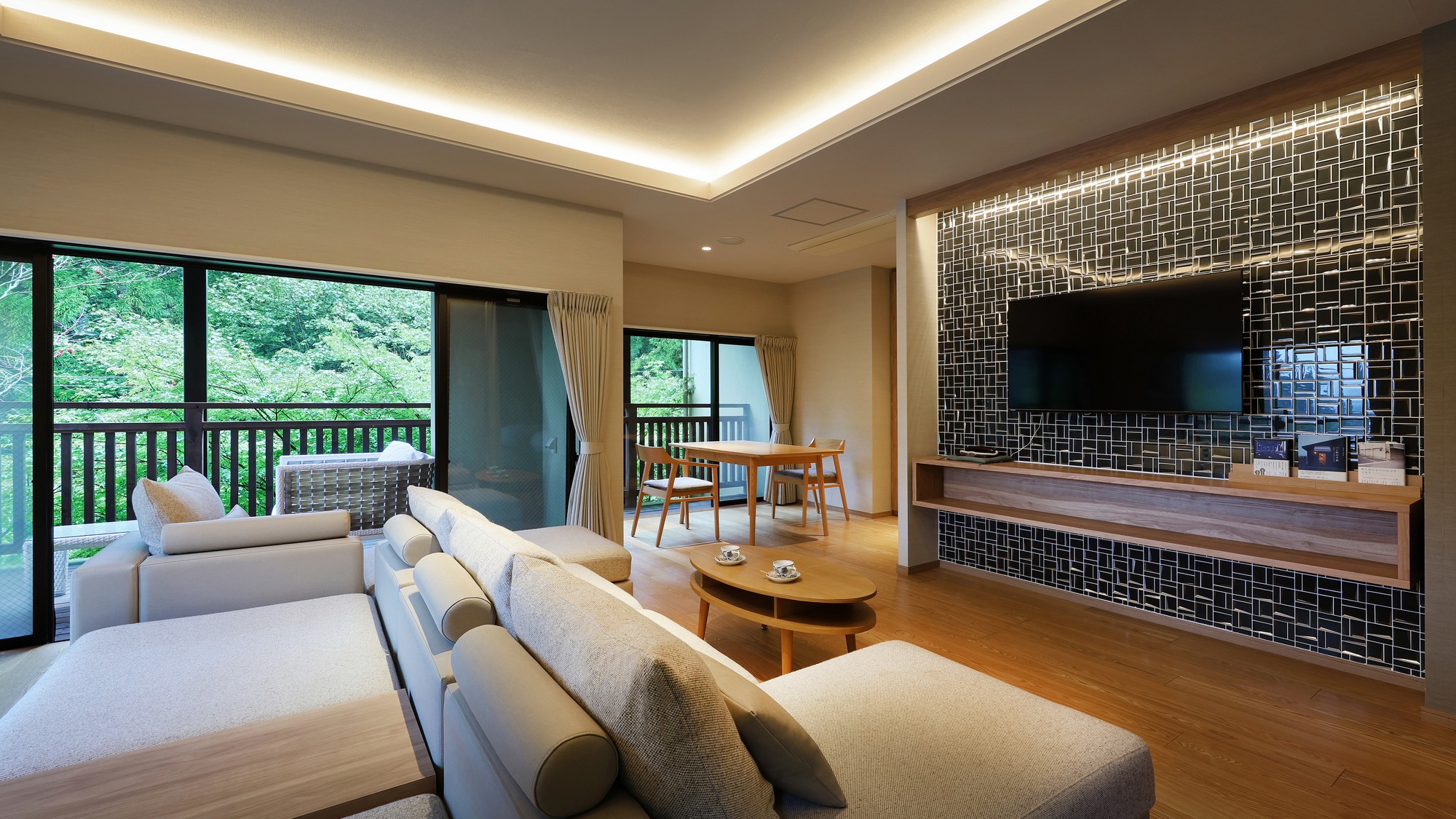 【天】檜木露天風呂付洋室（別邸美月庵）