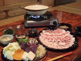食事　あぐーしゃぶしゃぶ