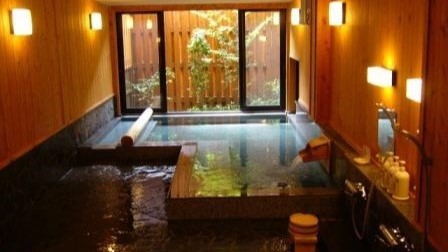  【素泊まり】学生さん限定☆学割プラン☆卒業旅行！1人5000円割引！！【食事の追加不可】