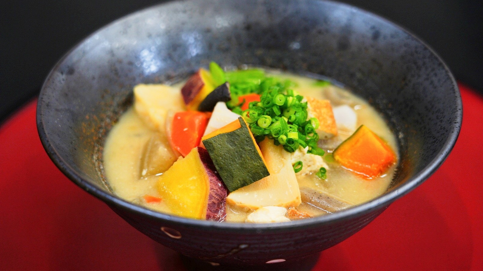 【日帰り温泉×昼食】〜高菜めしと団子汁御膳　源泉かけ流しの温泉を楽しむ黒川温泉日帰り旅〜