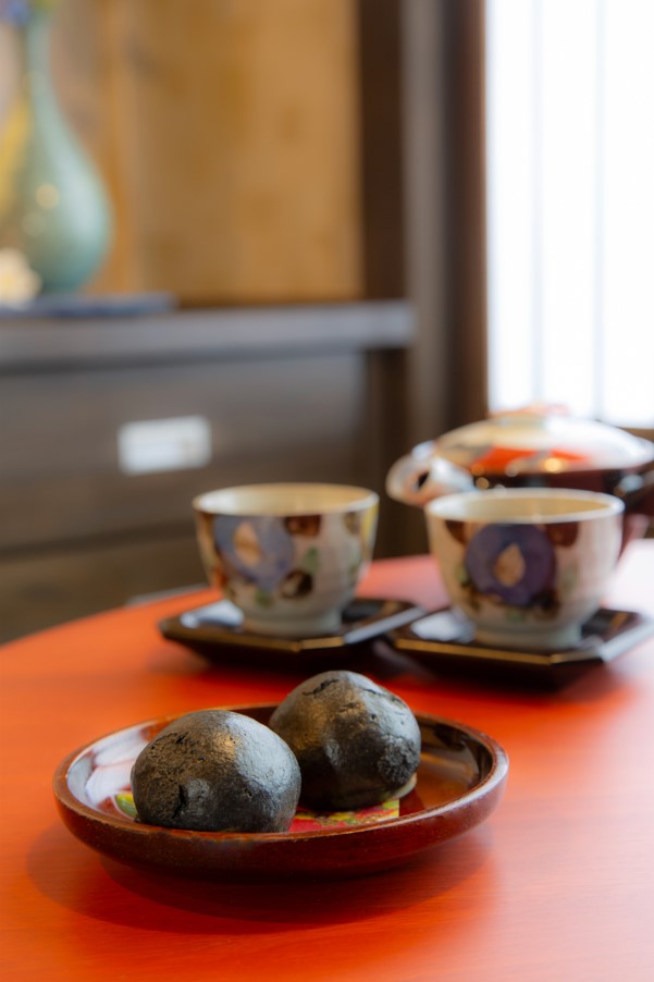 女将特製 くろかわ温泉饅頭