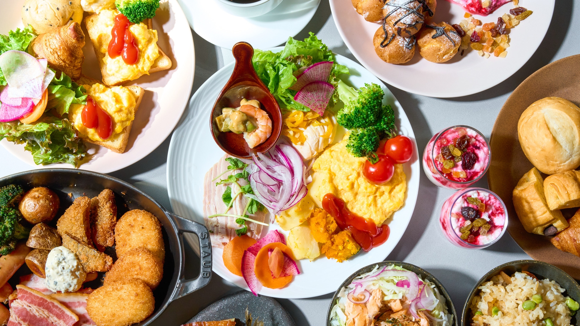 【お日にち限定】素泊まり料金で朝食付き！地域の食を楽しむ朝食付きステイ[S18]
