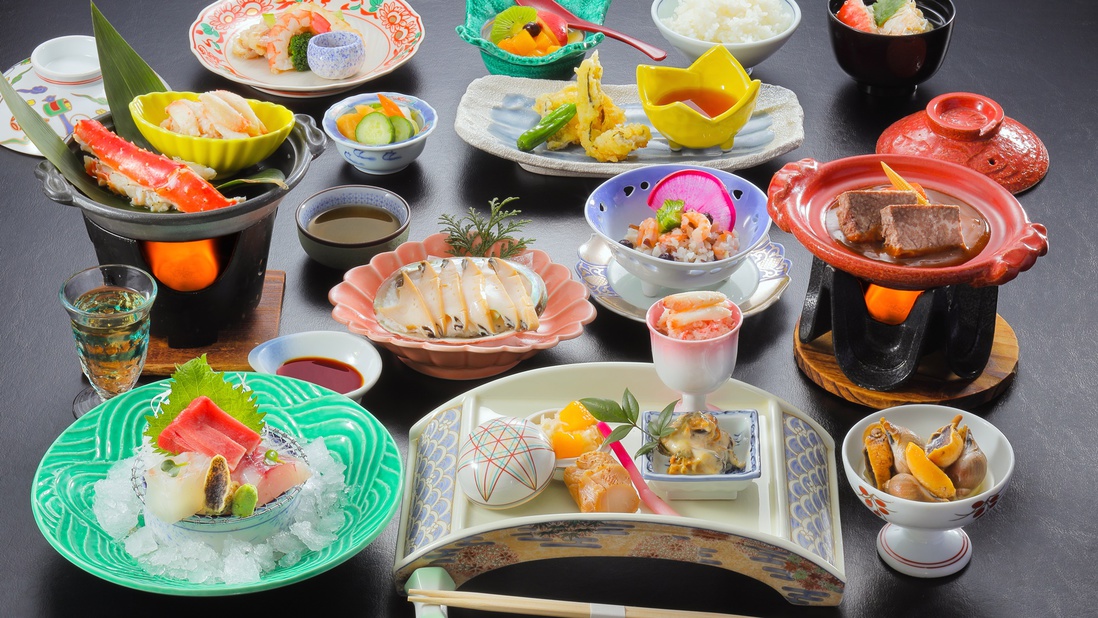 【プレミアム四季味覚会席】季節の厳選食材を味わう味覚会席をグレードアップ。ワンランク上の贅沢会席を。