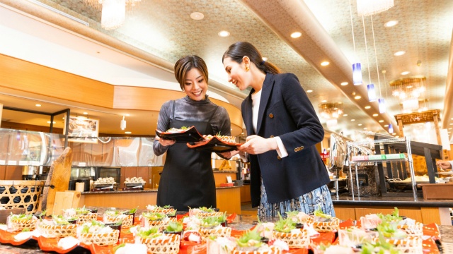 夕食ビュッフェ　お造り盛り合わせ