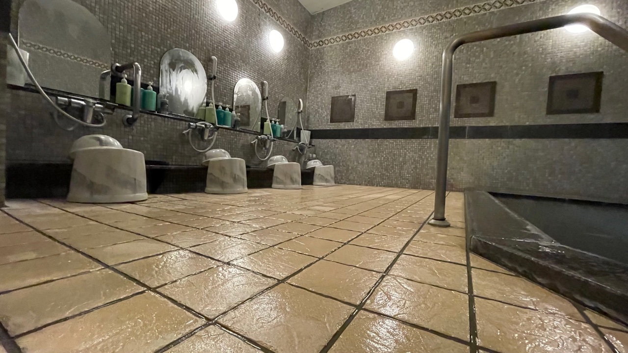 男性大浴場　旅人の湯◇洗い場　4ヶ所