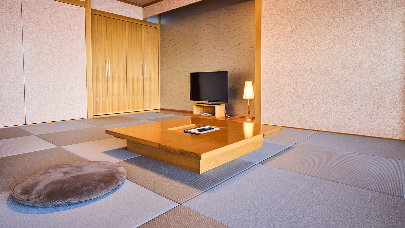 源泉かけ流し露天風呂付離れ華館「藤」