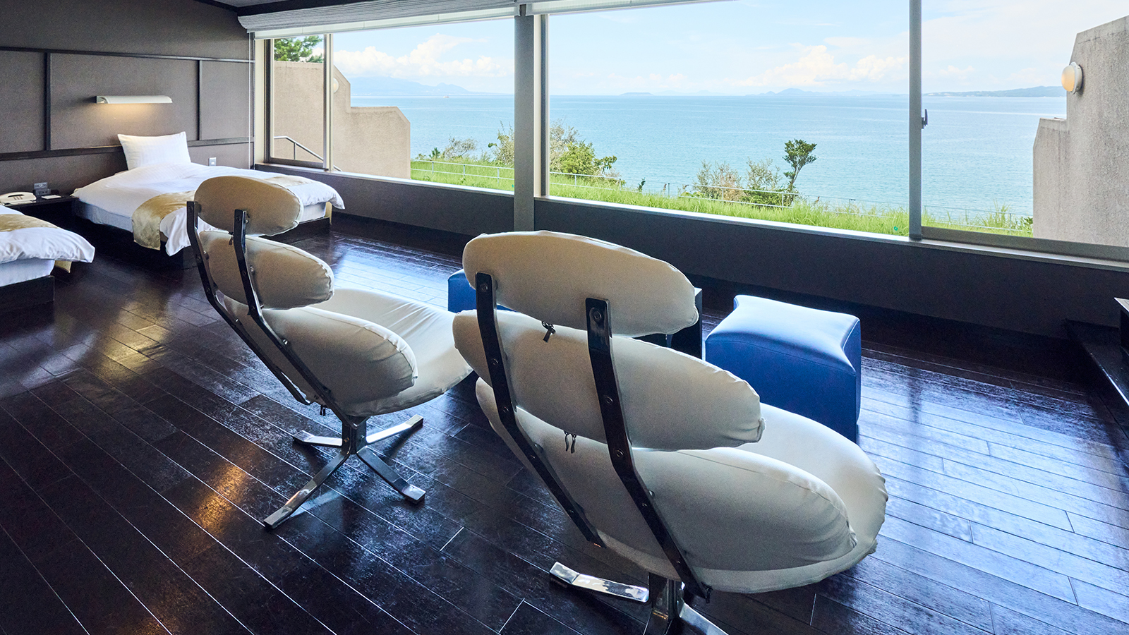 源泉かけ流し露天風呂付離れ華館「萩」