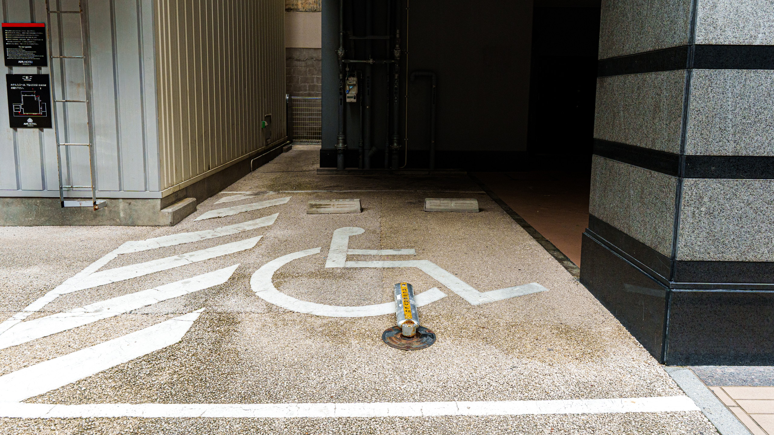 身障者用駐車場