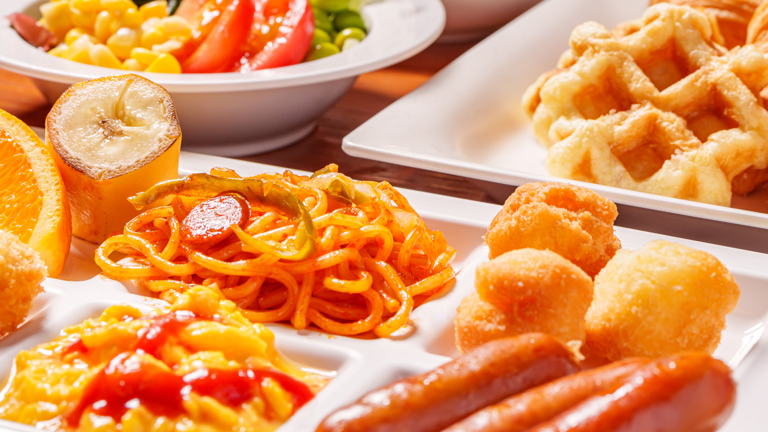 朝食盛り付け例