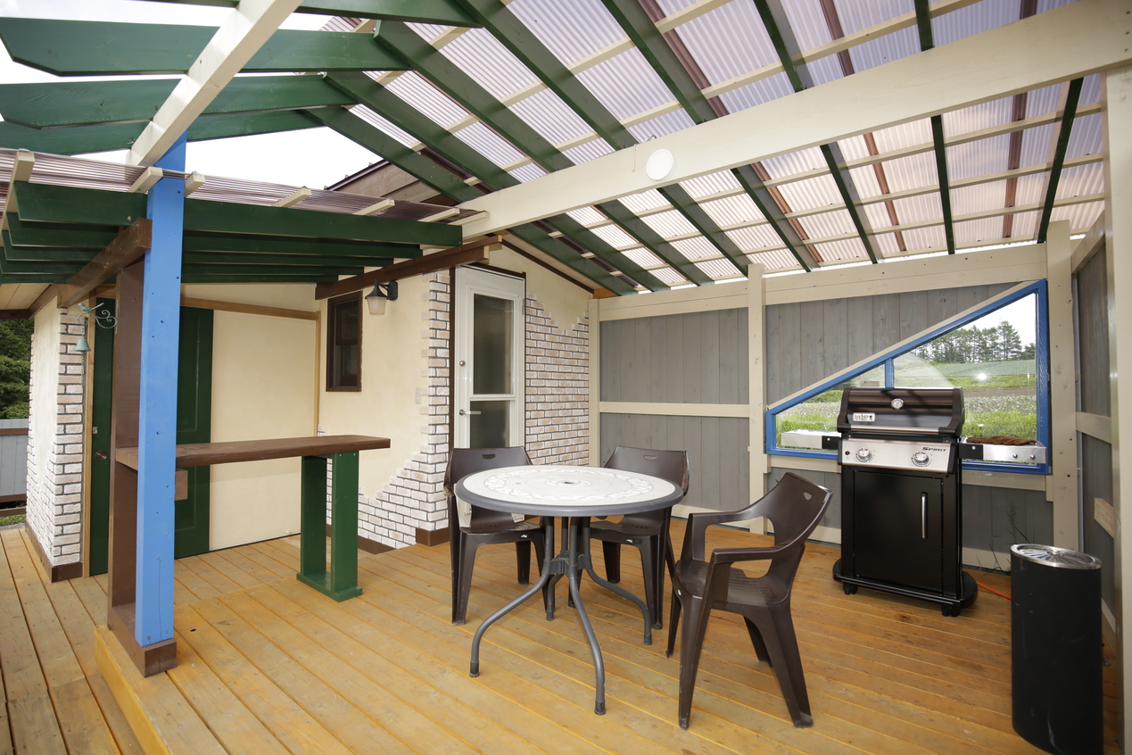スタンダードドームテント　屋根付きＢＢＱテラス