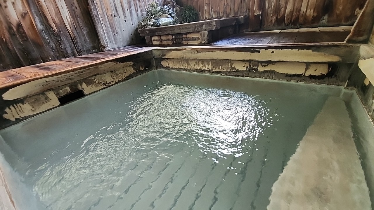 山の温泉で湯つたりのんびりプラン　1泊2食付き【温泉】