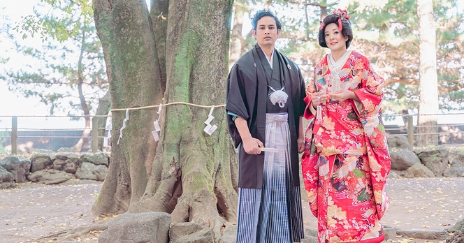 夫婦円満の神様の地で、花嫁衣装やドレスを着る体験プラン(夜朝バイキング）