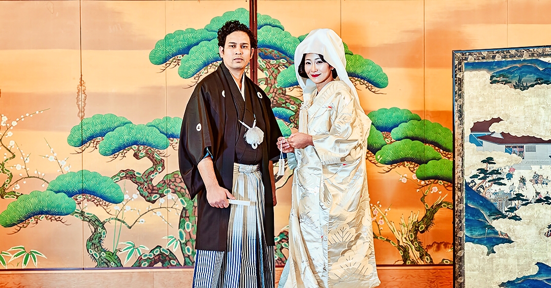 能舞台で打掛姿