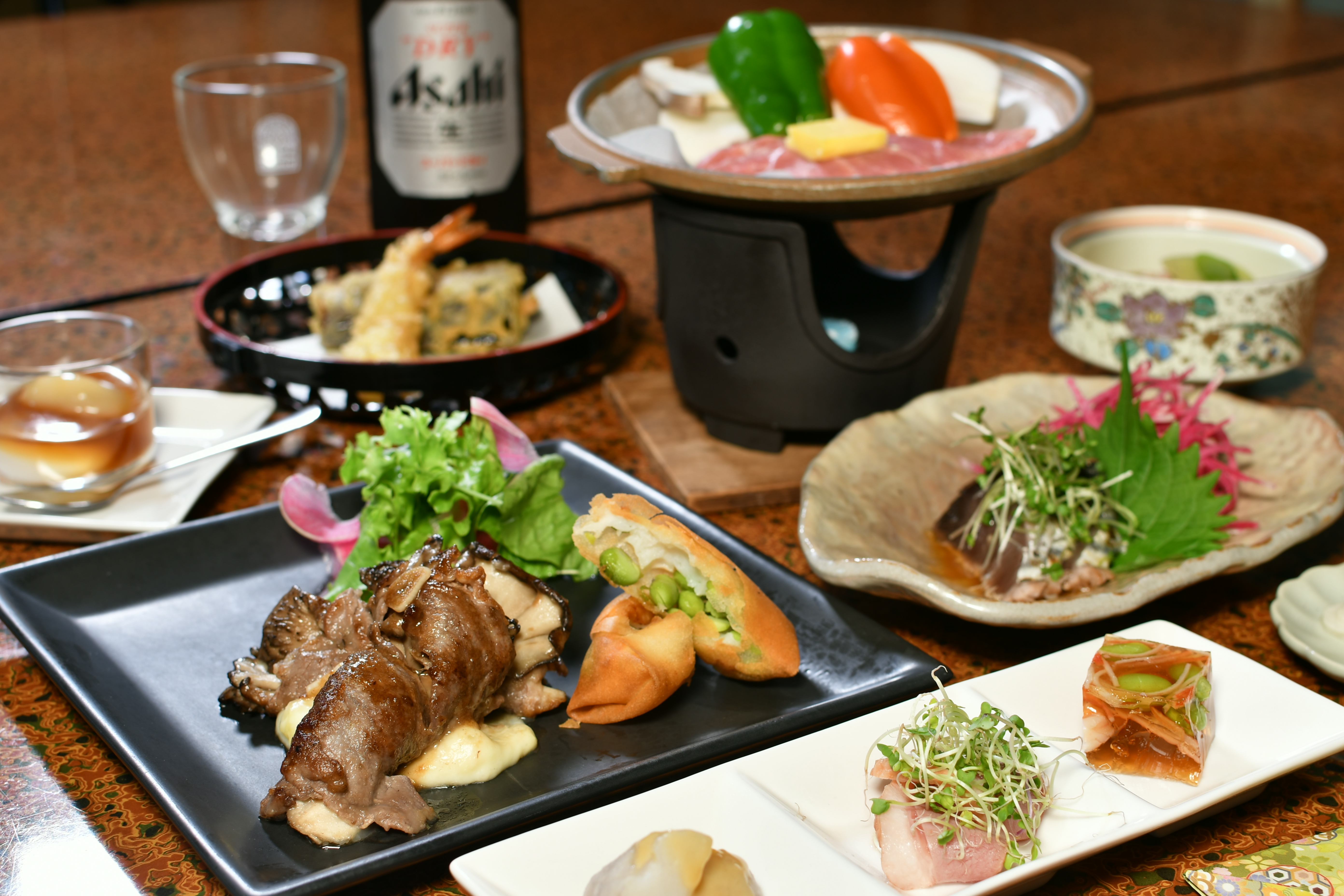 地元の食材を中心とした料理