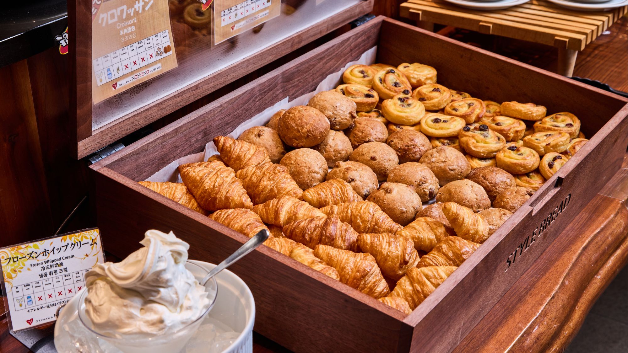 朝食ビュッフェ