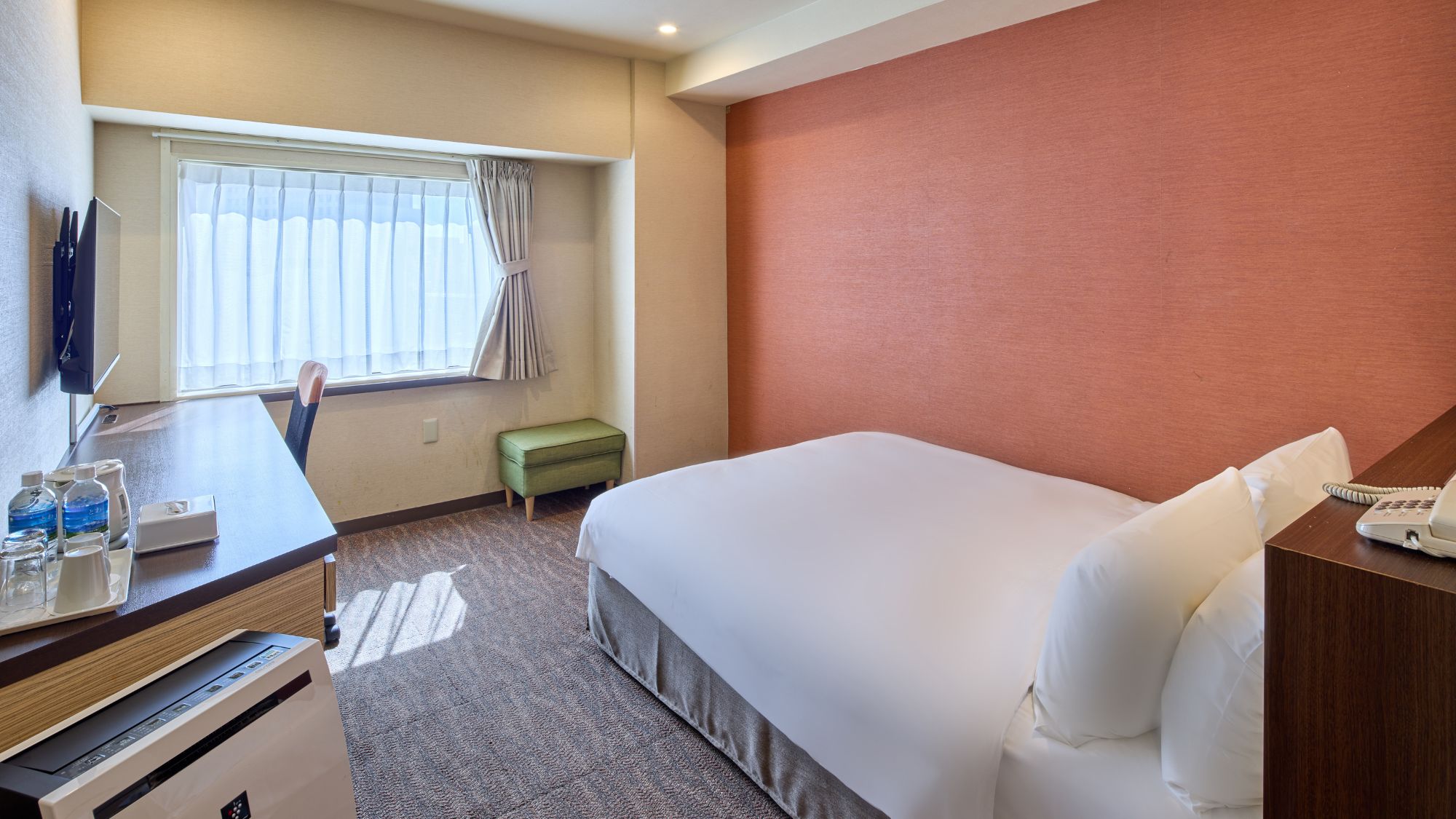 ダブルルーム（17㎡）