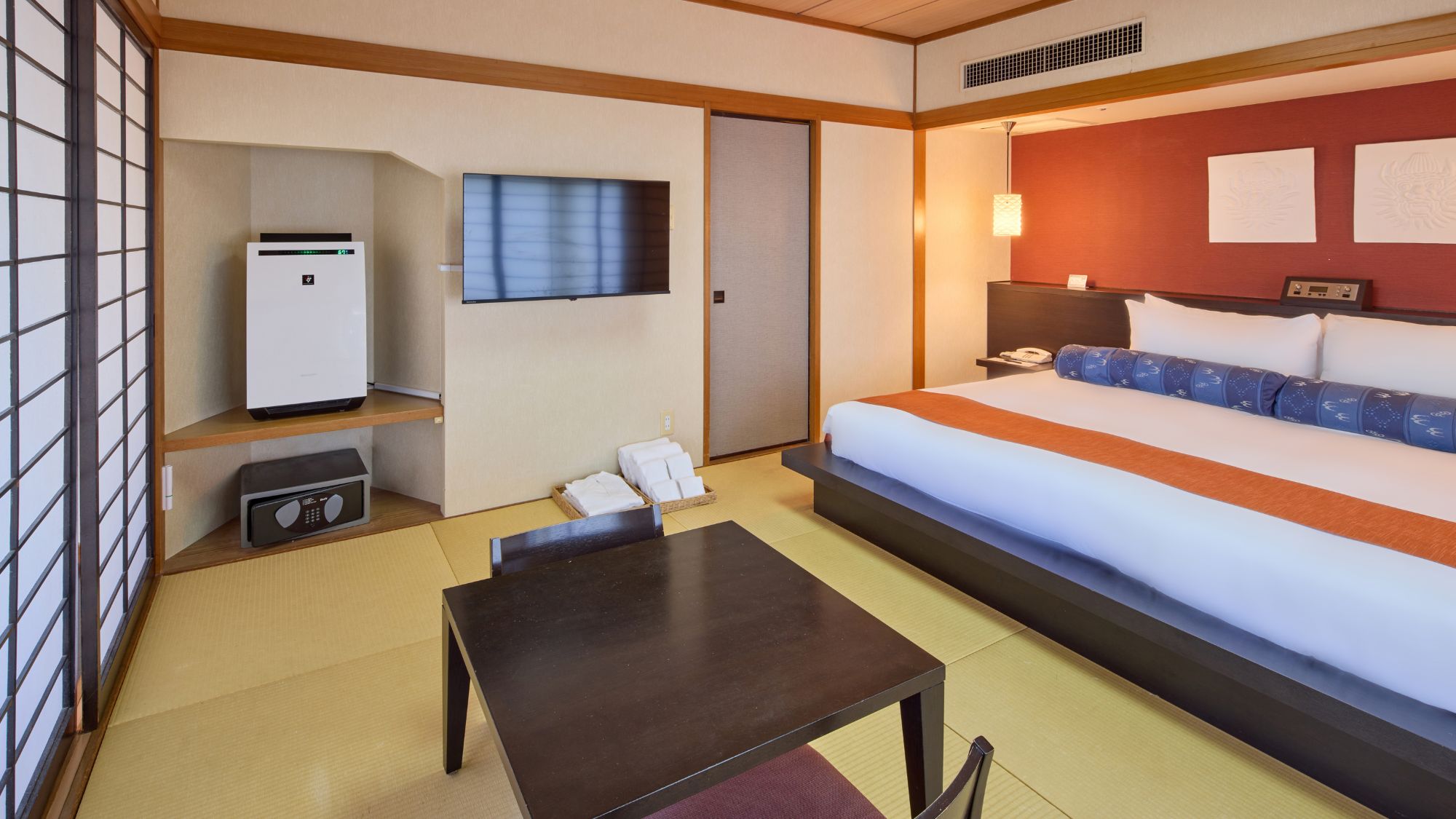 ｢琉球畳の和室｣ ネオ琉球（38㎡）