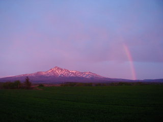 虹斜里岳春