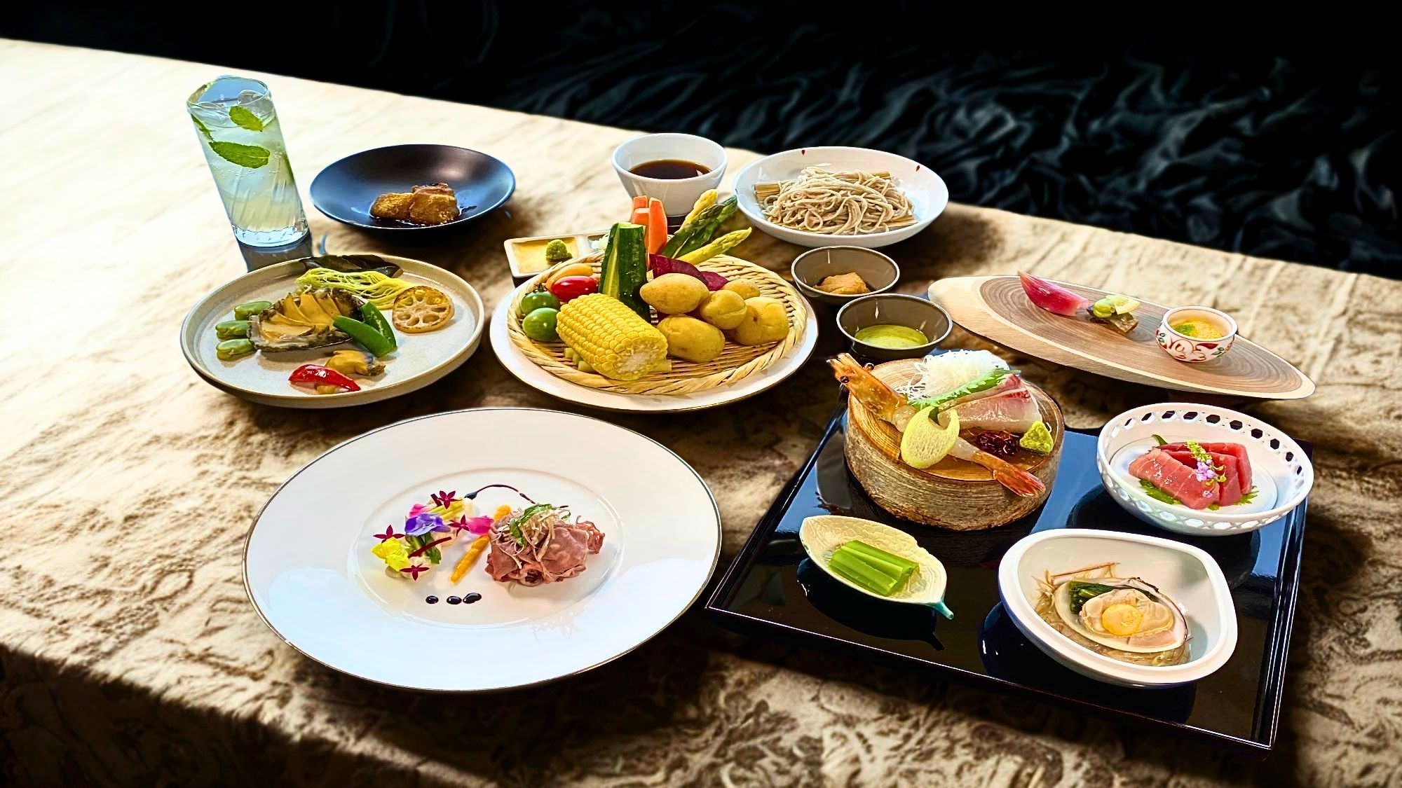 【夏休み】＜和とフレンチの創作和食ディナープラン＞※屋外プール2日券付※