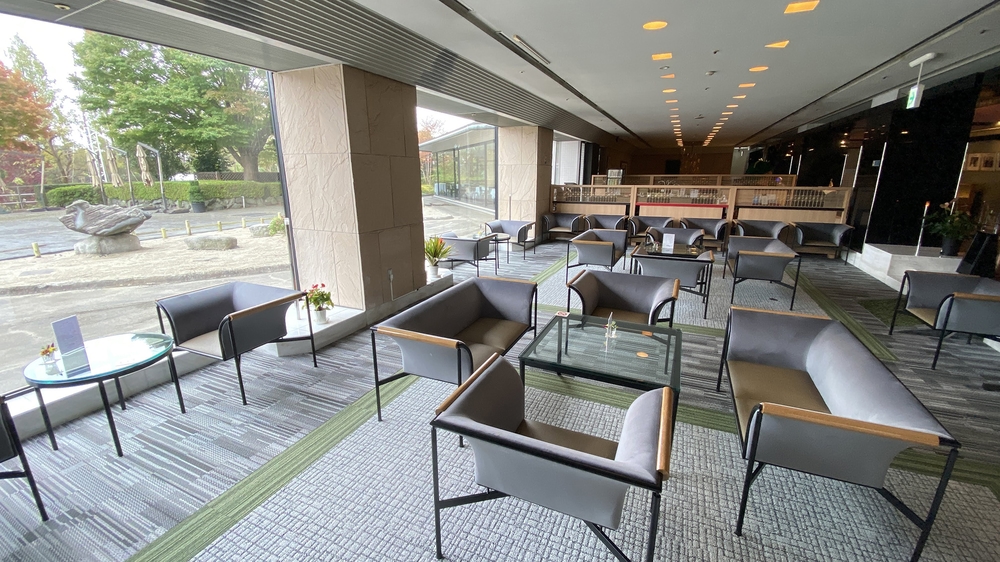 ホテルヘリテイジ 本館ロビーラウンジ