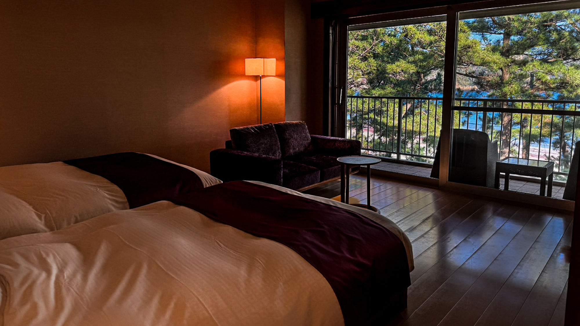 最上階温泉露天風呂付きメゾネットスイート「長閑」