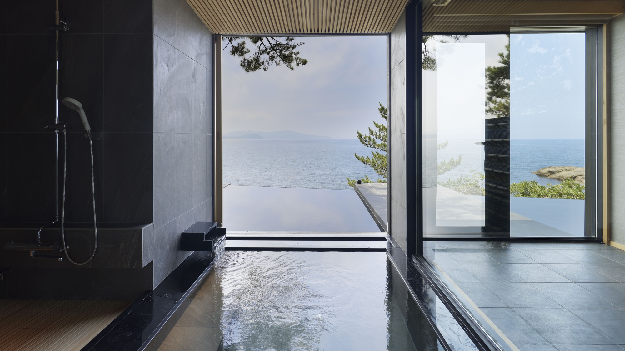 孤島の隠れ家「城島別邸-水宿ル-」