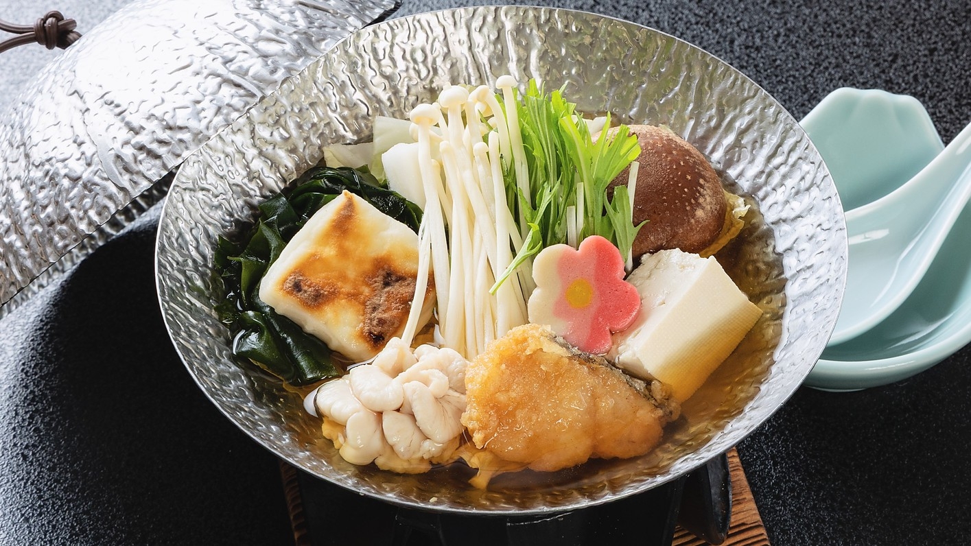 【平日限定シンプルプラン】ボリューム控えめ☆季節のお料理と温泉を堪能♪月替わりの和食膳