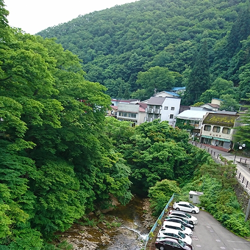 【旬の味覚会席】当館一番人気！源泉100％かけ流しと地元の食材を心ゆくまで堪能
