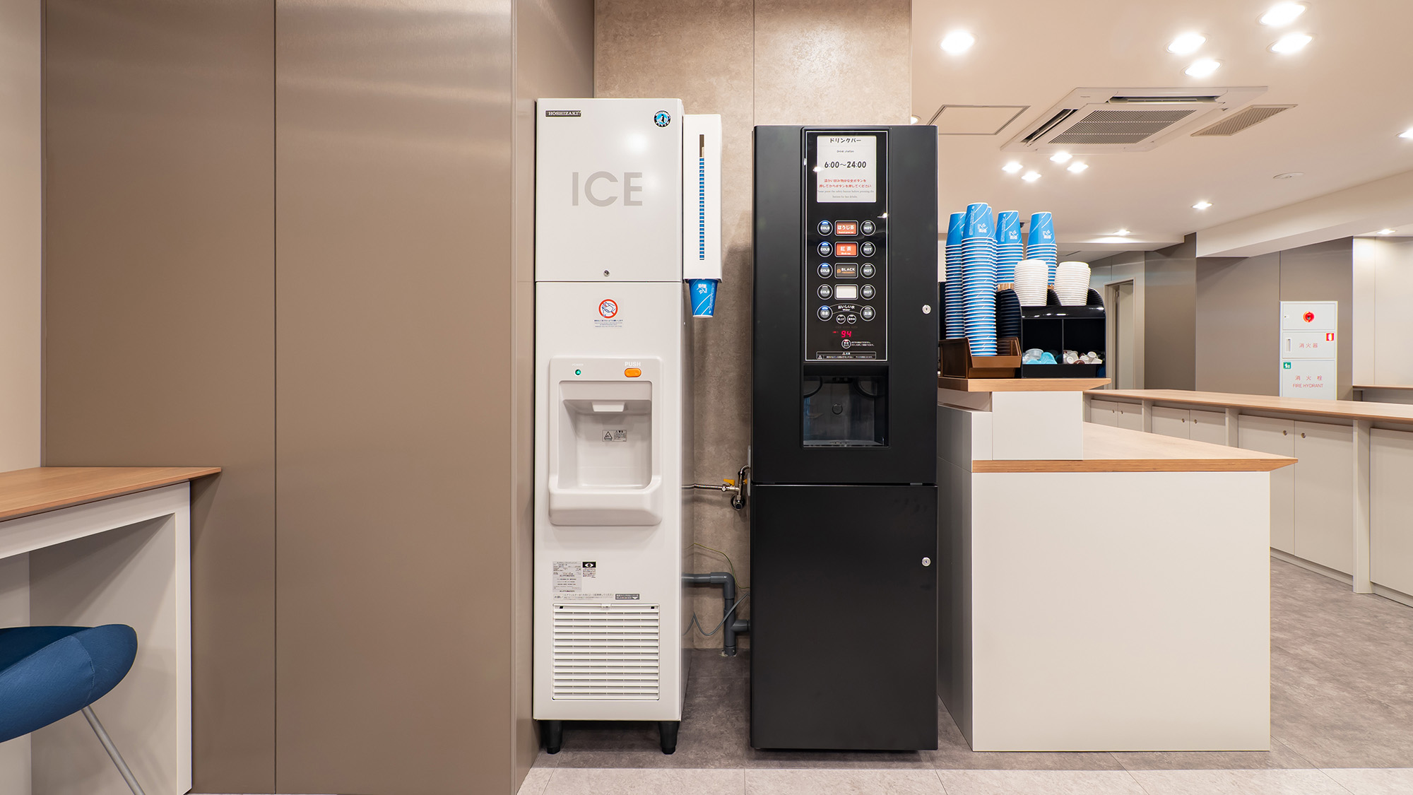 2Fコーヒーマシン・製氷機