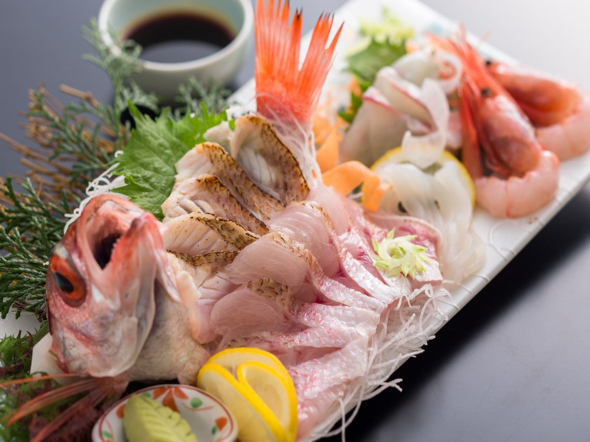 春の海幸★贅沢会席　〜香住ガニ・旬魚姿造り・但馬牛・ノドグロの豪華食材をご堪能〜