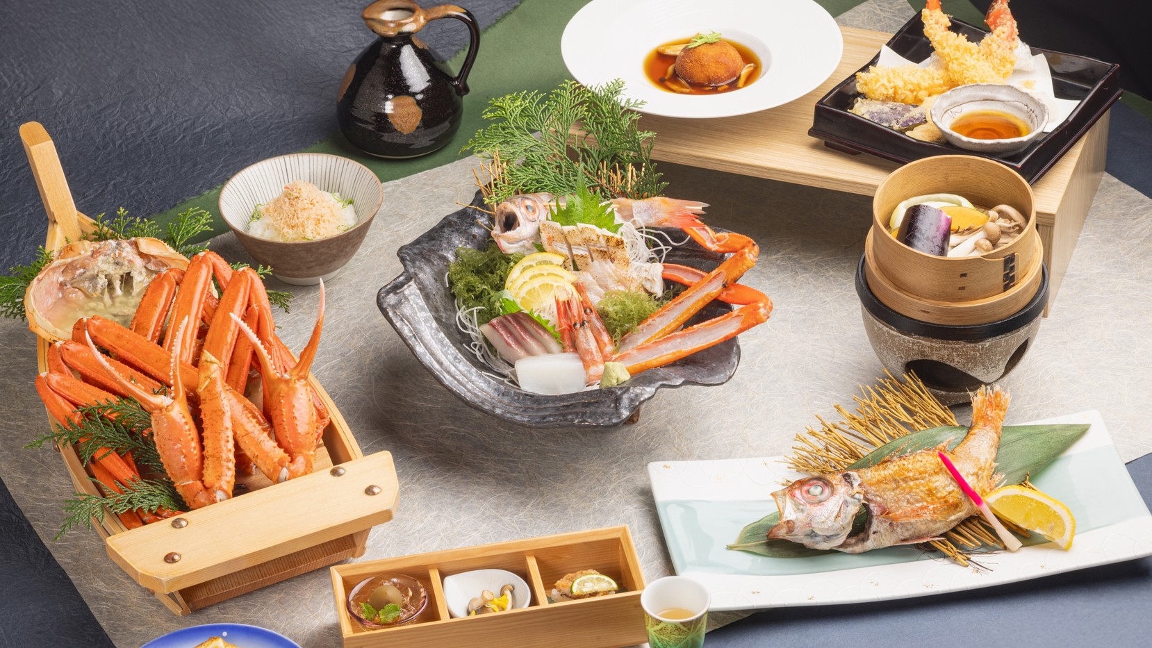 【ノドグロを味わう】秋の贅沢会席　〜脂の乗った旬の「ノドグロ」とブランド蟹「香住ガニ」をご堪能〜