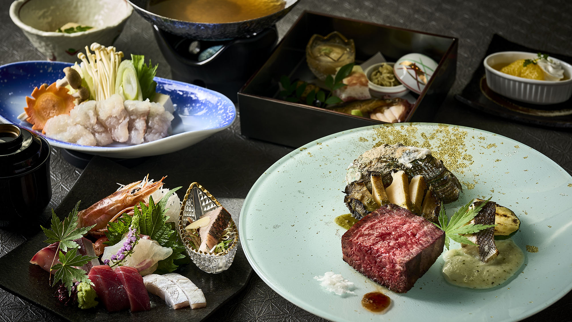 【グレードアップコース】「鮑」と「熊野牛」両方贅沢に味わっていただけます。中でも鮑の肝ソースは絶品！