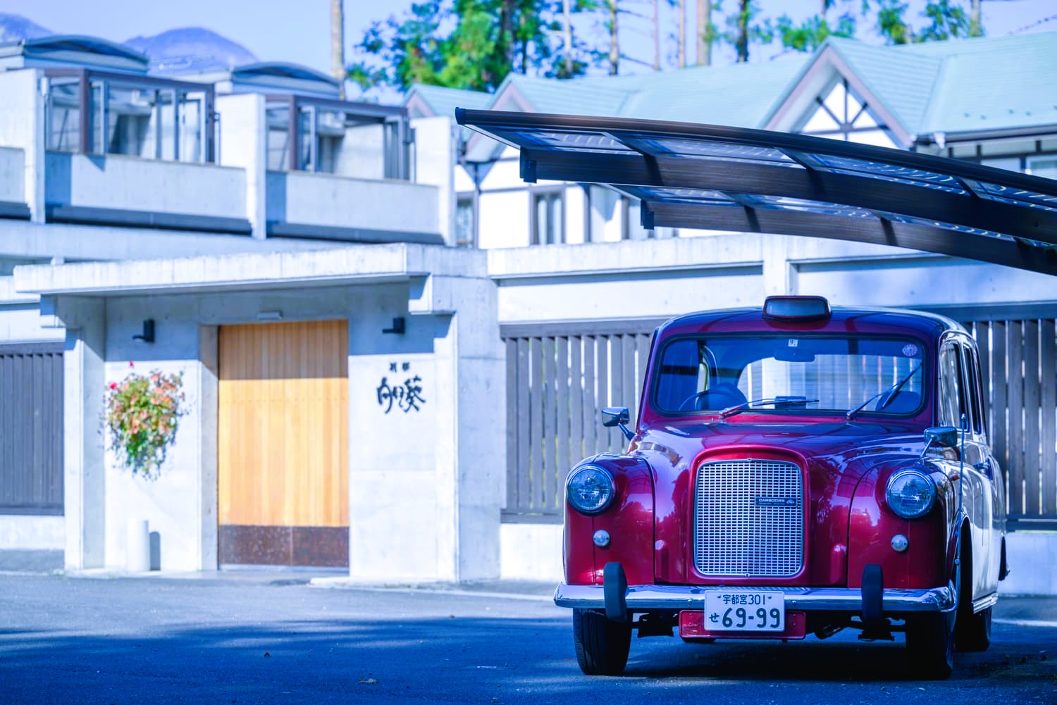 メイン送迎車　ロンドンタクシー