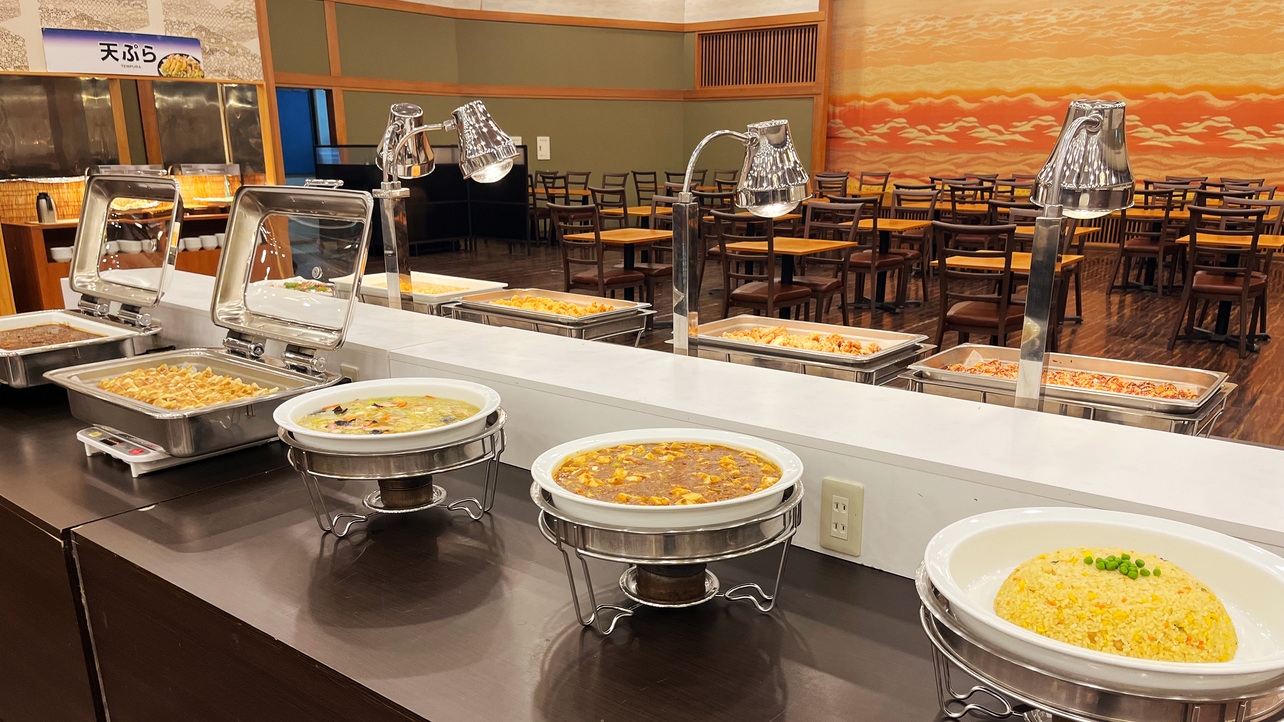 雨の日こそホテルを満喫！おこもりステイプラン(1泊2食付きバイキング)