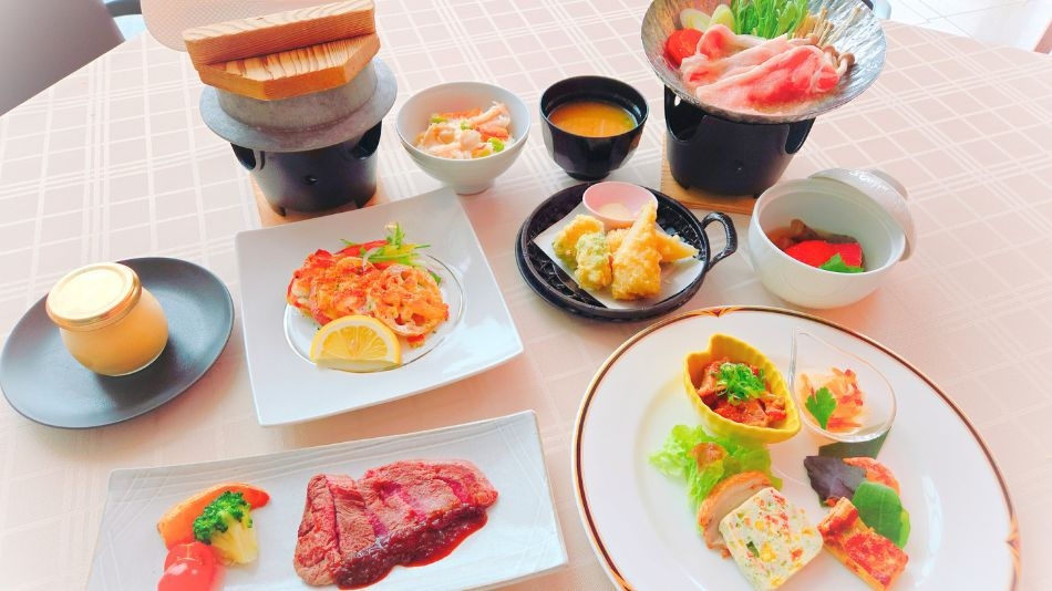 【新春SALE】リラクシアの森満喫プラン♪夕食は和洋折衷創作料理（2食付）