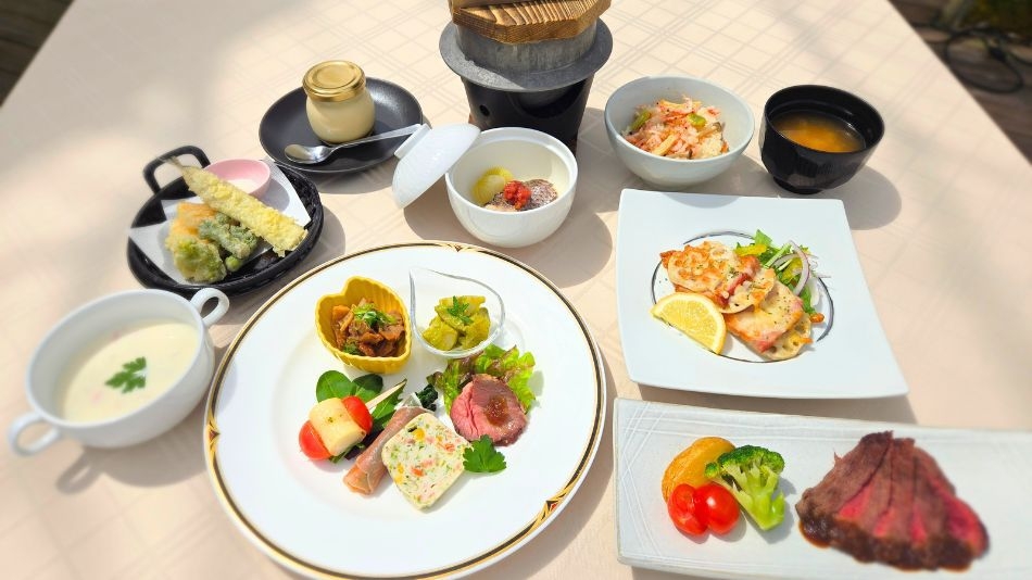 【1番人気！】リラクシアの森満喫プラン♪夕食は和洋折衷創作料理（2食付）