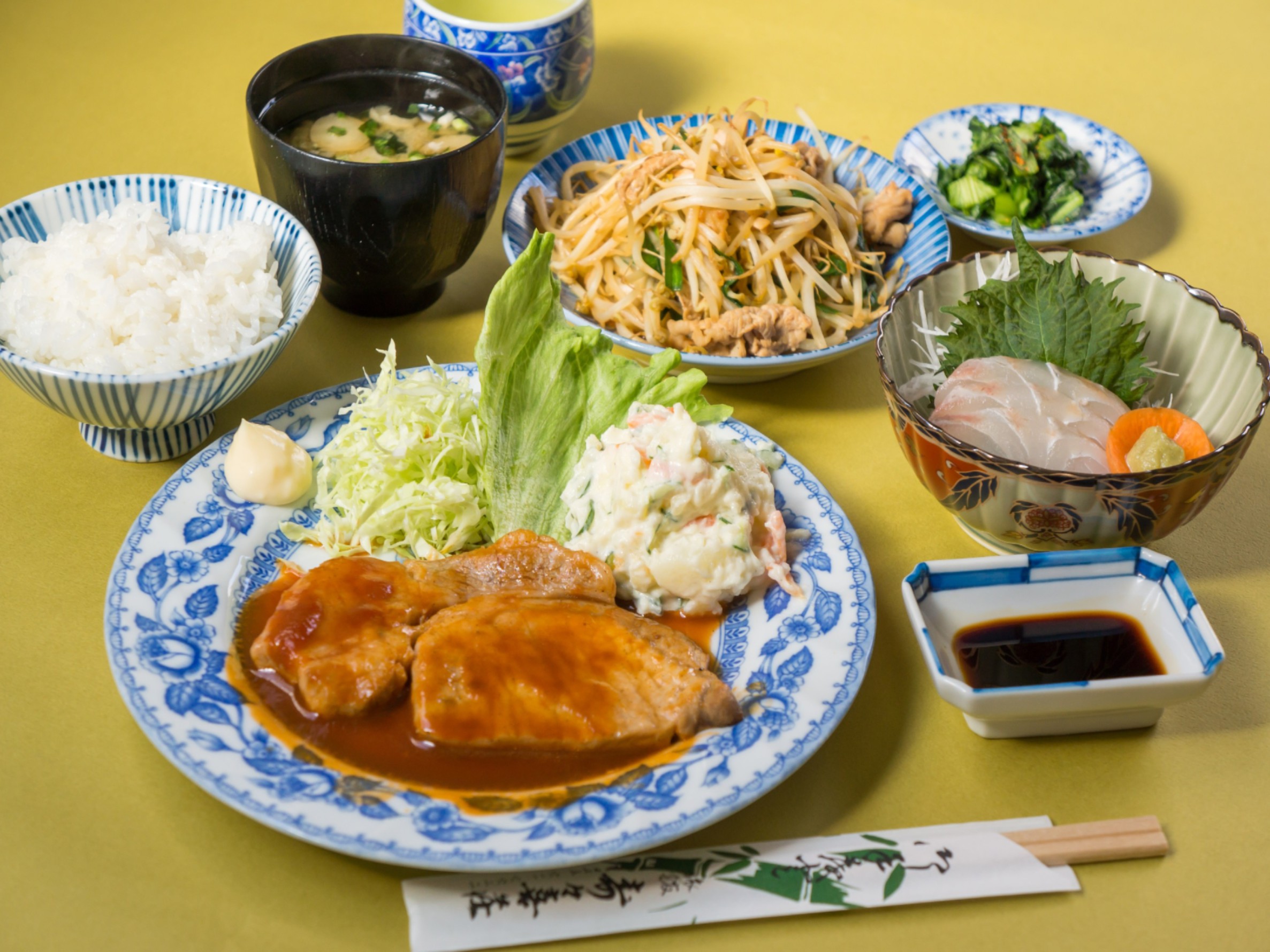 【訳あり】夕食６時〜８時まで　限定ご夕食付プラン　お部屋にバス・トイレ無し有　最終チェックイン１８時