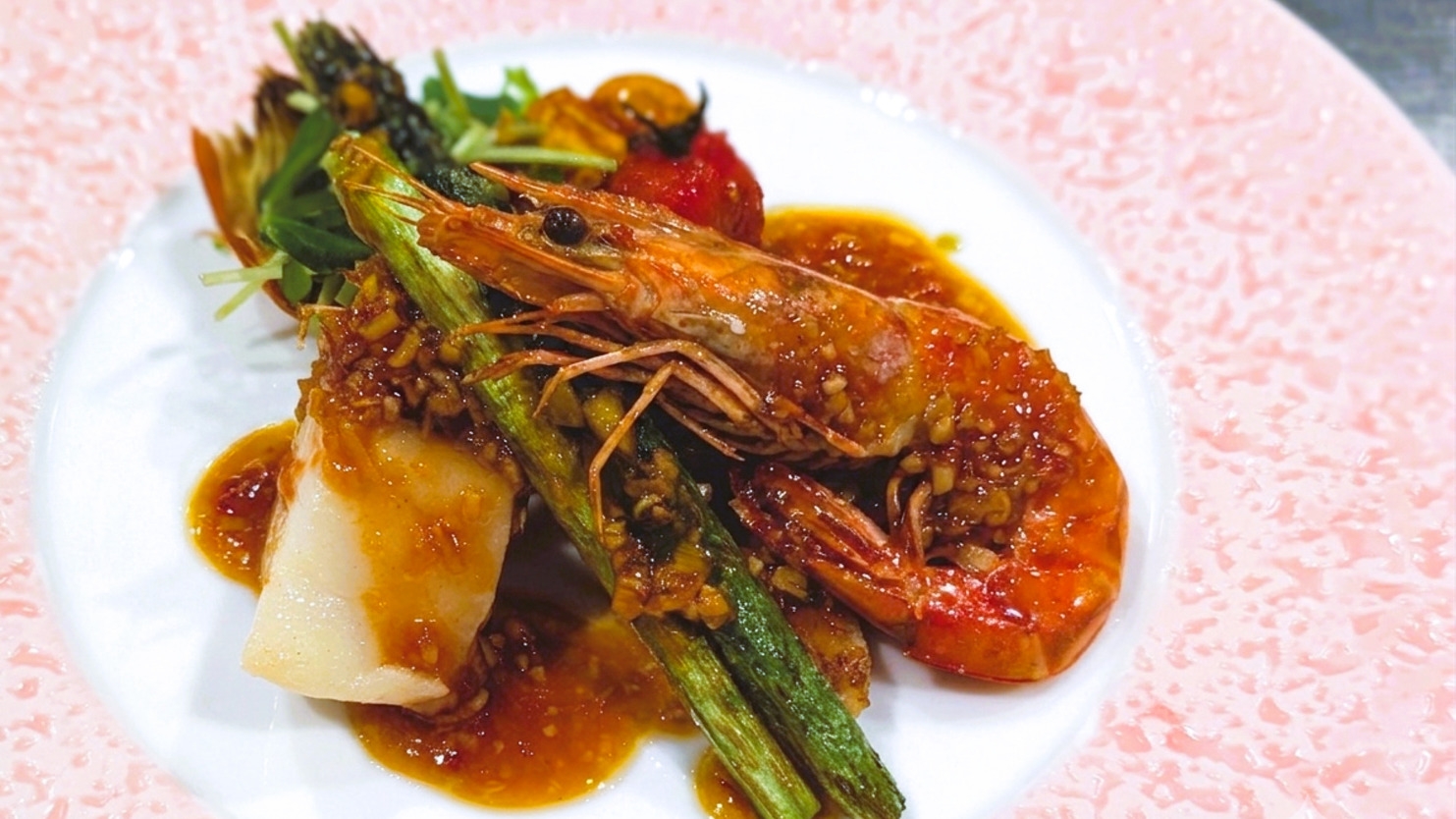 《ご夕食メイン／海の幸》旬の地産にこだわる一皿〜魚介の鉄板焼 料理長特製ソース〜