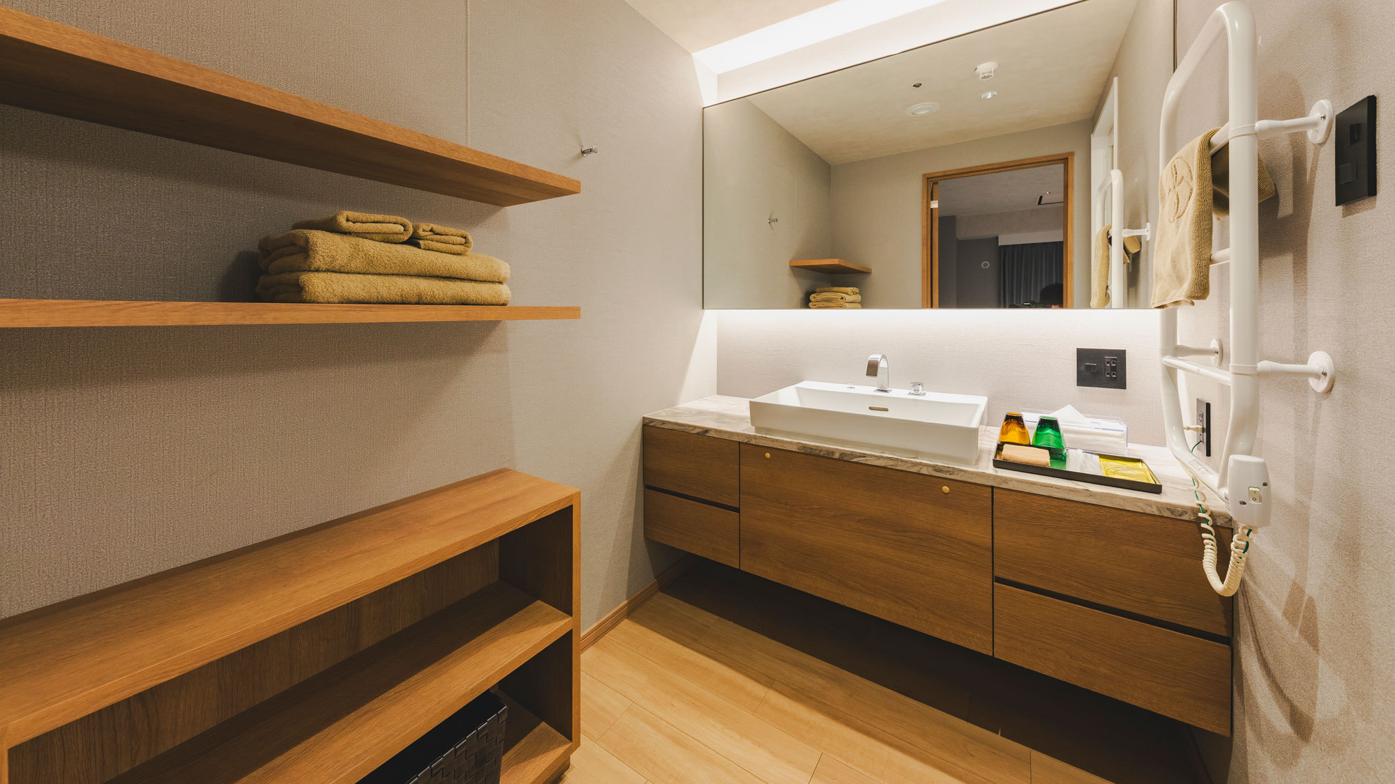 【スーペリアツイン一例】浴室