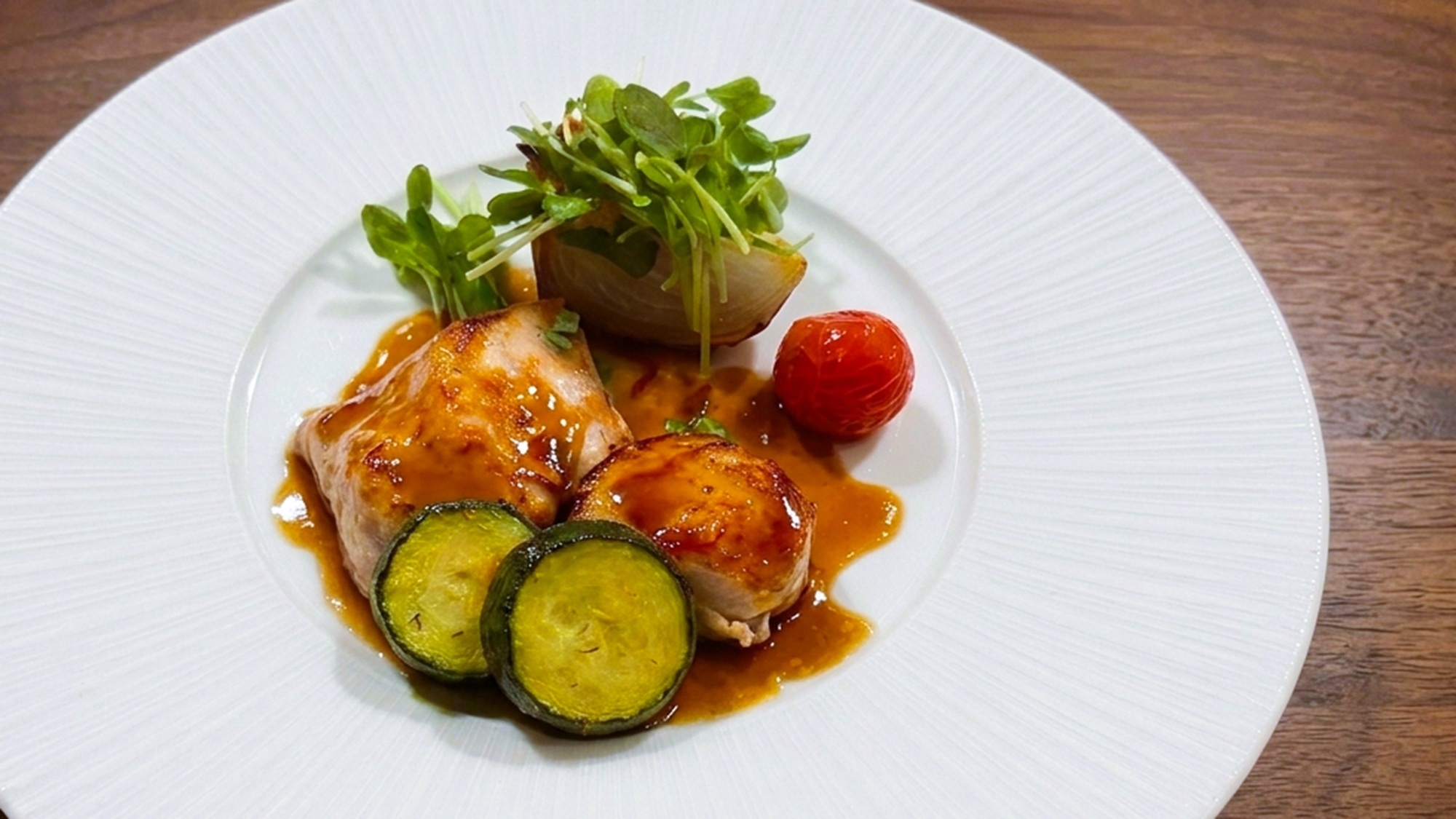 《ご夕食メイン／海の幸》旬の地産にこだわる一皿〜魚介の鉄板焼 料理長特製ソース〜