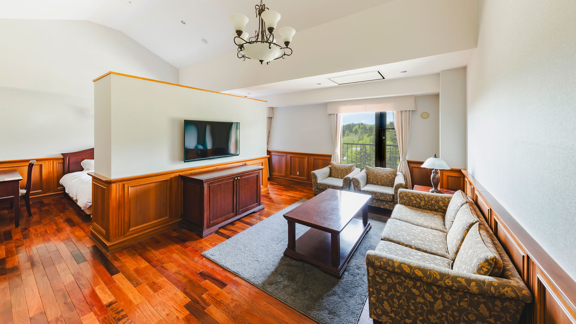 クラシカルラグジュアリー