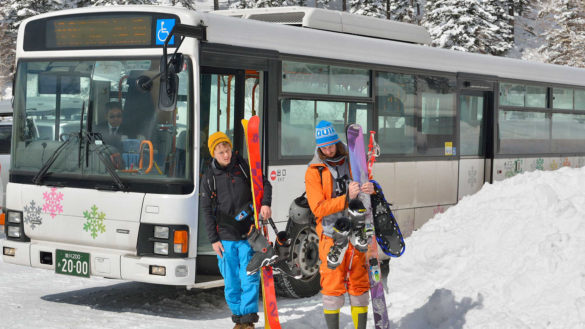 「いで湯号」ホテルベアモンテ前下車。目の前なので楽々♪