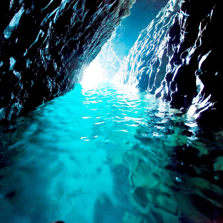 A recommended experience unique to Totoya: "Blue Cave"