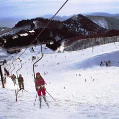 当館から近いスイス村スキー場