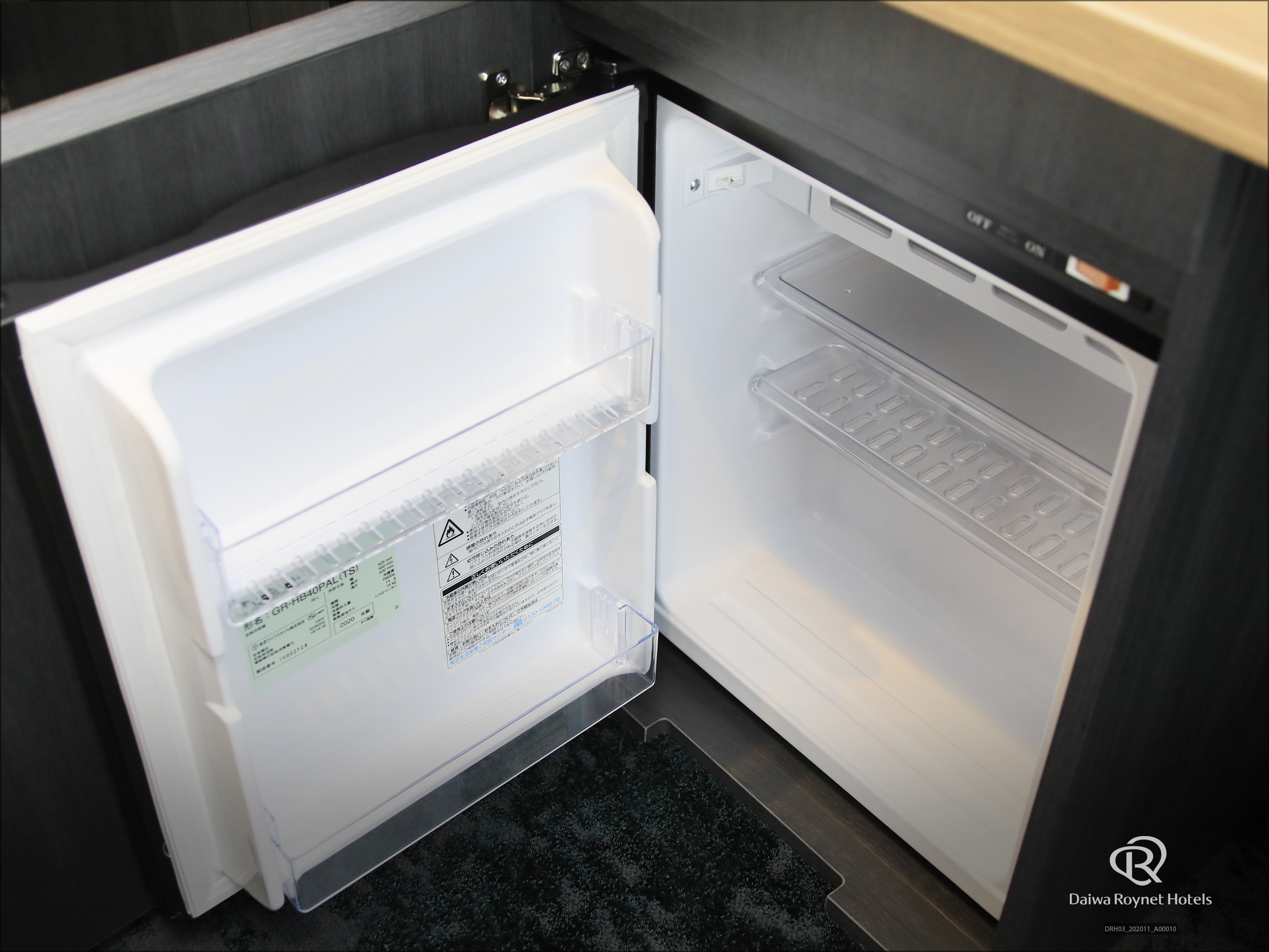 【客室】冷蔵庫