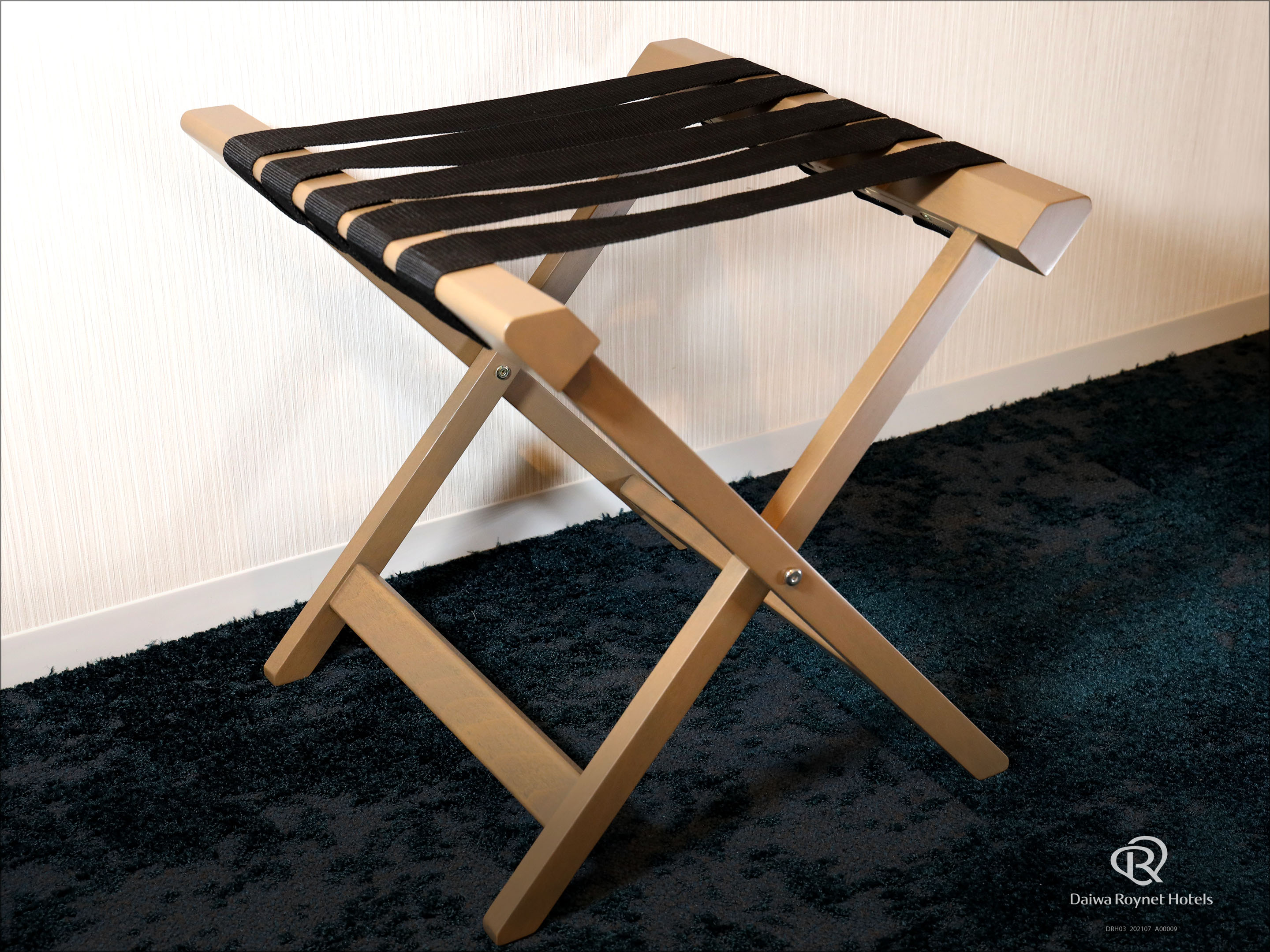 【客室】バゲッジラック