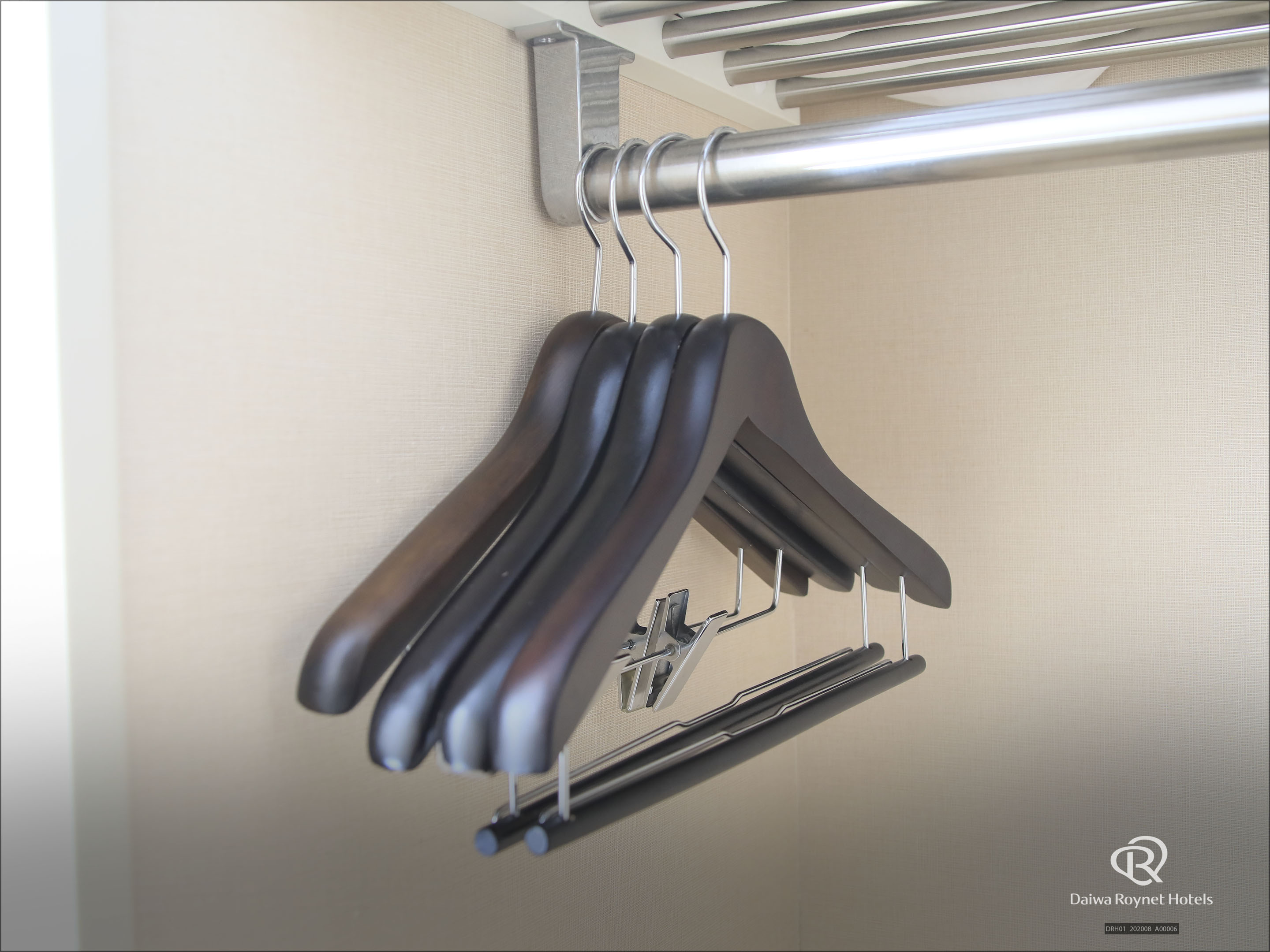 【客室】ハンガー