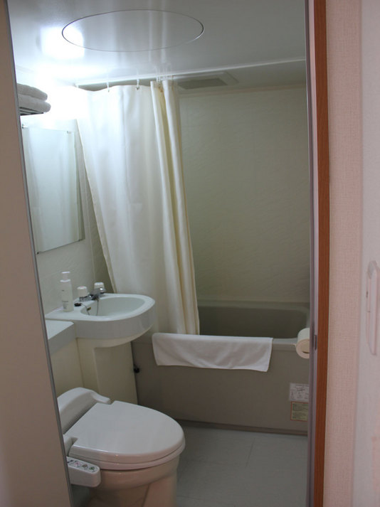 Unit bath