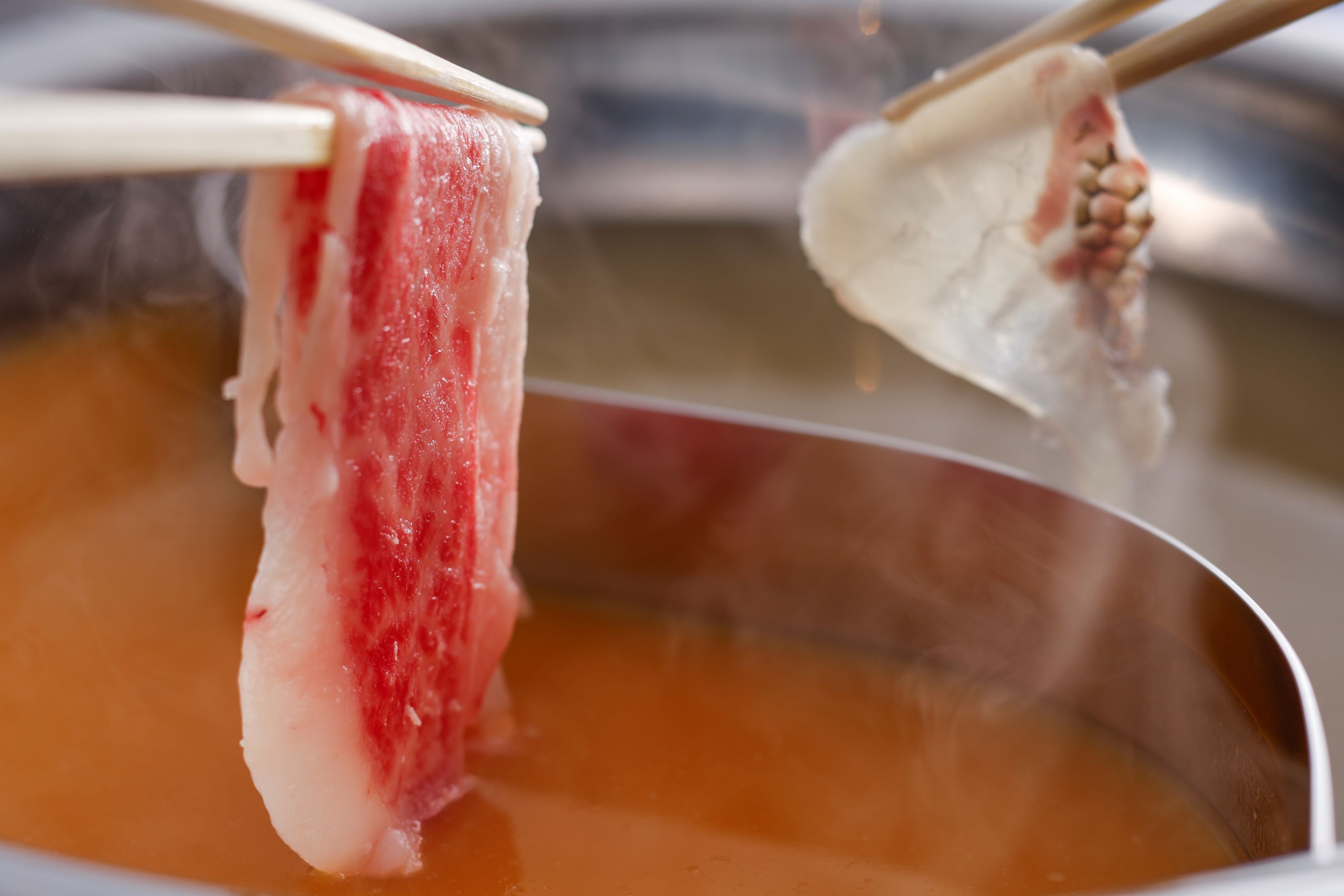 〜旬の桜鯛を豪華食材で愉しむ〜　淡路牛と桜鯛の雲丹しゃぶ＆玉葱フォンデュ二色鍋プラン